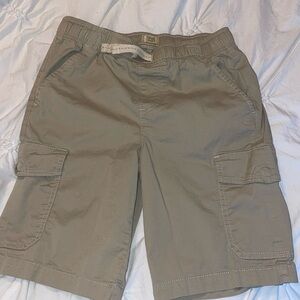EUC - boys medium 10/12 - True Craft - elastic waist khaki shorts